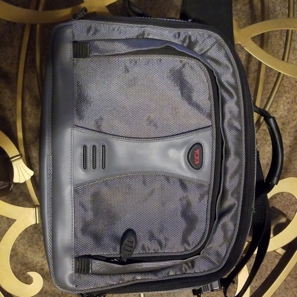 Tumi Computer case - Picture 2 of 8
